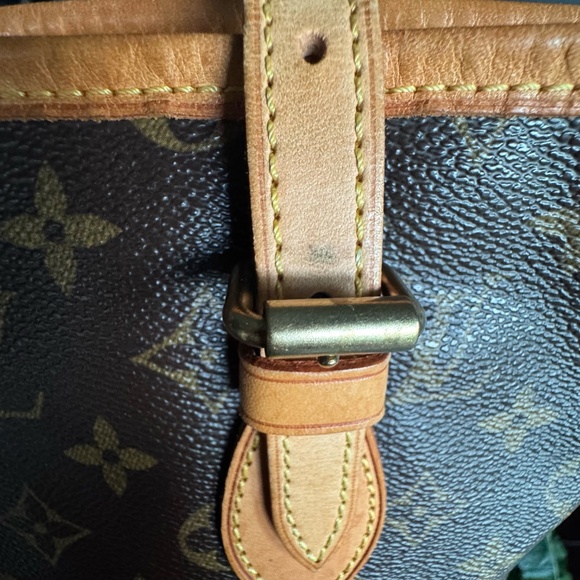 Louis Vuitton Monogram Bucket Bag - Picture 11 of 13